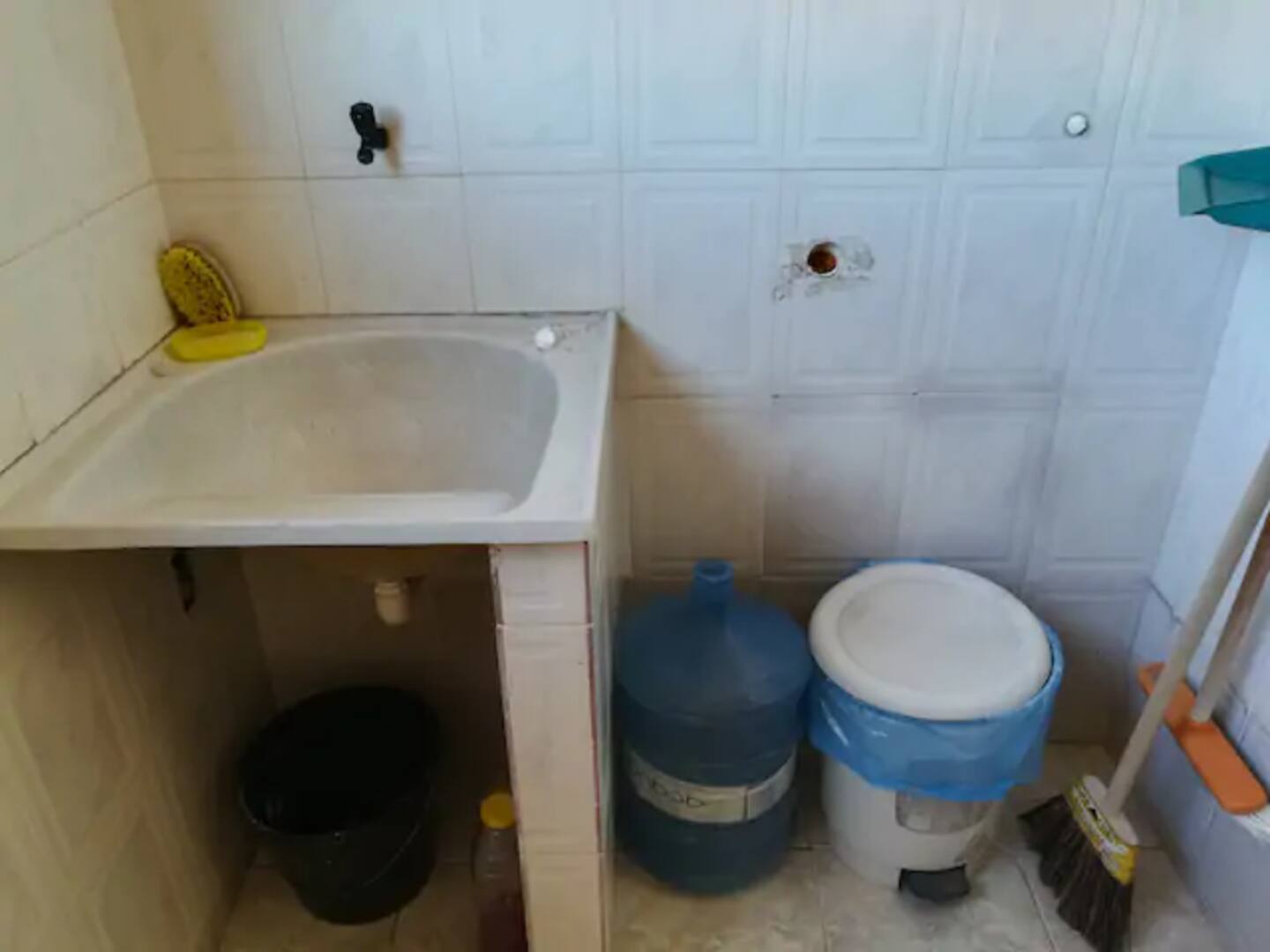 Guanabara/Castelhanos 3 quartos - 2º andar - Imagem 12